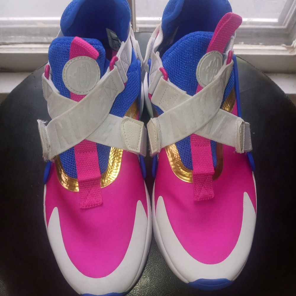 NIKE AIR HUARRACHI CITY